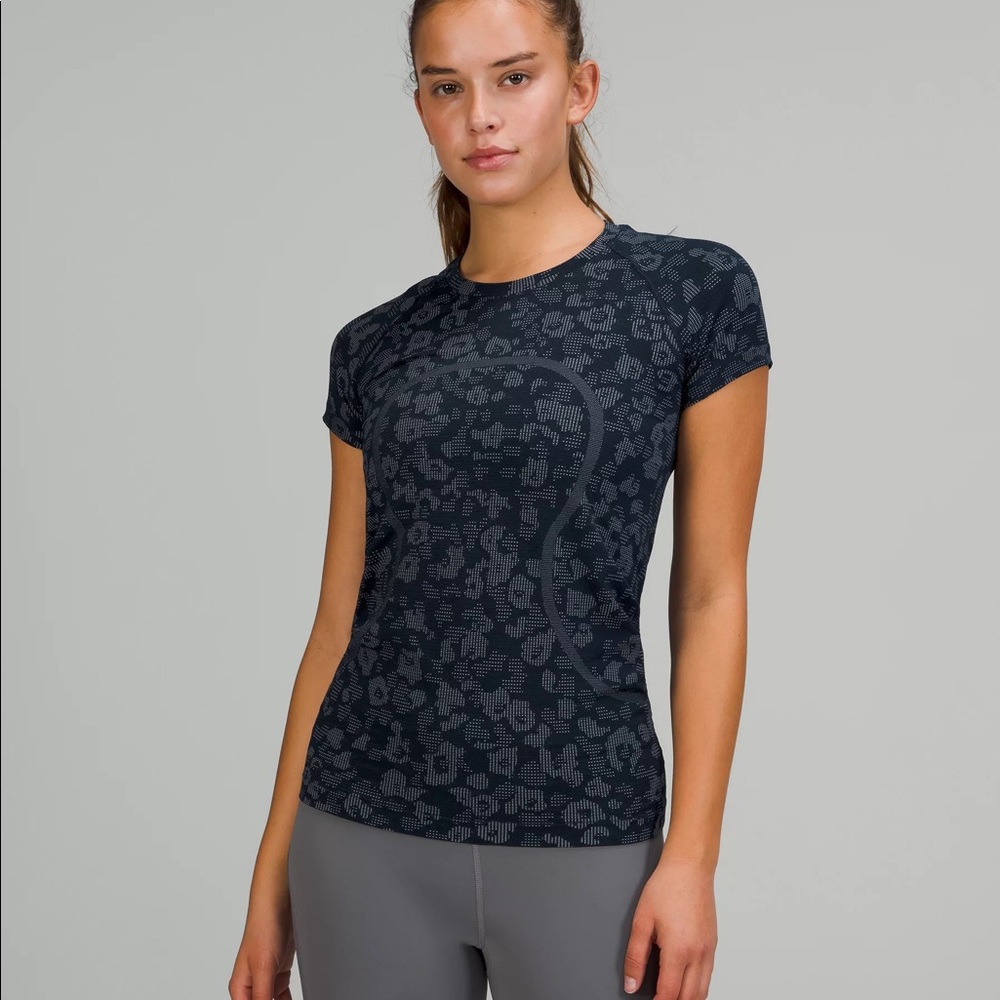 Lululemon swiftly tech